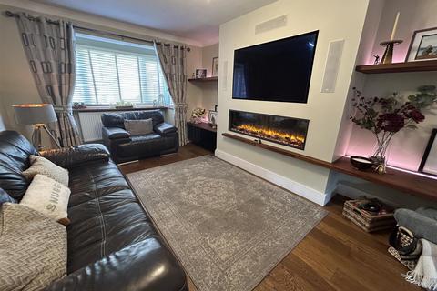 4 bedroom detached house for sale, Brierley Close, Howden, Goole