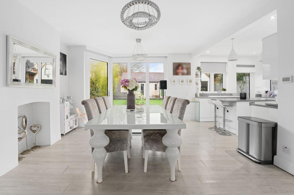 Kitchen / Diner