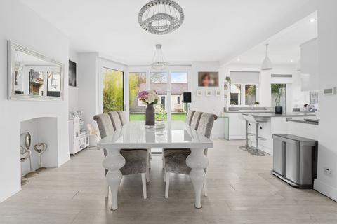 3 bedroom detached house for sale, High Street, Ongar CM5