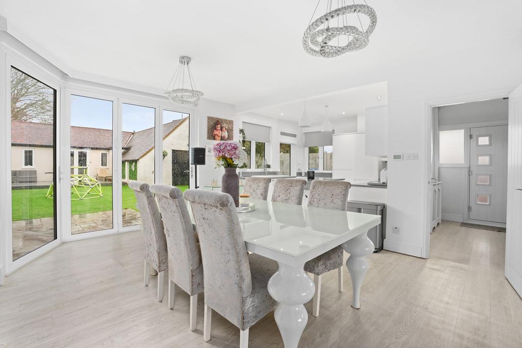 Kitchen / Diner