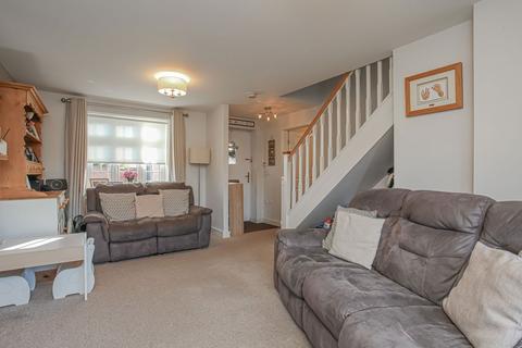 2 bedroom semi-detached house for sale, Watts Road, Banbury