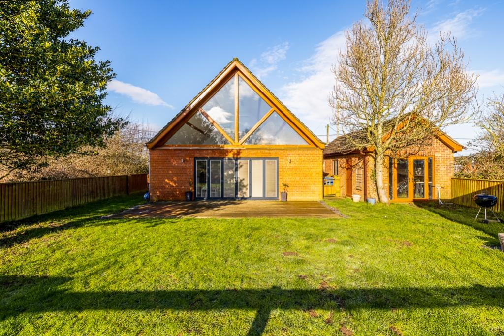 Ivy Cottage (Wrangle)-10