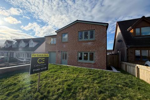 undefined, Gwaun Henllan, Ammanford, SA18
