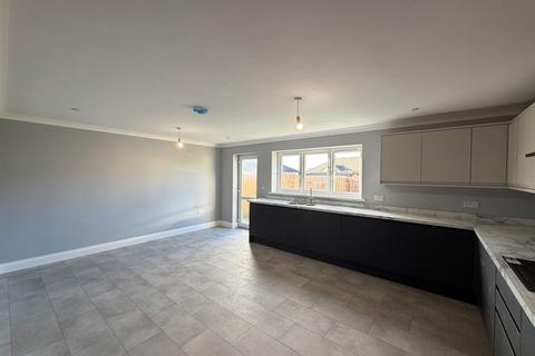 undefined, Gwaun Henllan, Ammanford, SA18