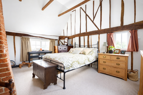 2 bedroom end of terrace house for sale, High Street, Saffron Walden