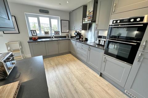 4 bedroom detached house for sale, Clos Castell, Llangynidr, Crickhowell, NP8