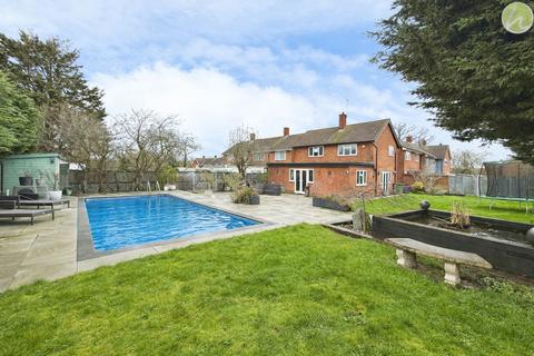 4 bedroom terraced house for sale, Chittock Mead, Basildon, SS14