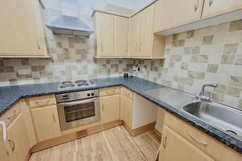 3 bedroom apartment for sale, 12 Warrior Court, Gosport PO12 1BS