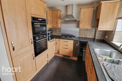 4 bedroom semi-detached house for sale, Copper Beeches, Benfleet