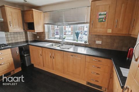 4 bedroom semi-detached house for sale, Copper Beeches, Benfleet