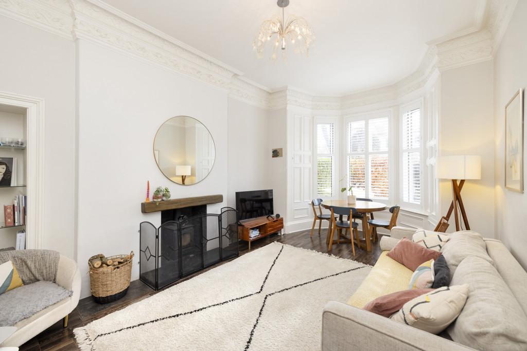 Sitting/Dining Room