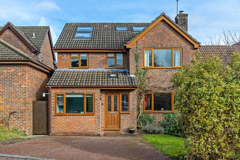 undefined, Wren Close, Winchester, SO22
