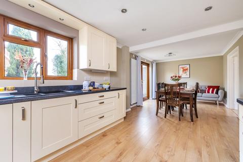 undefined, Wren Close, Winchester, SO22