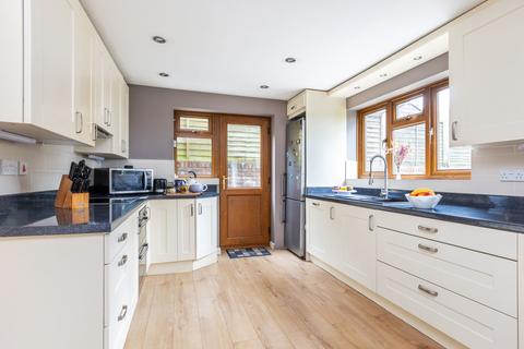 undefined, Wren Close, Winchester, SO22