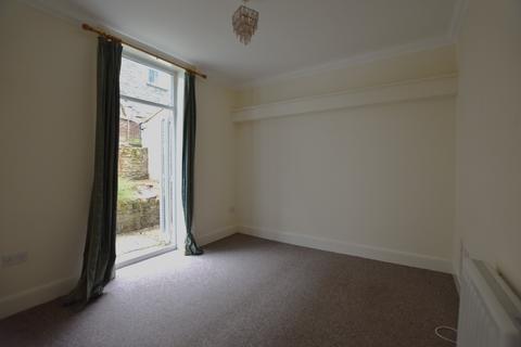 2 bedroom flat to rent, St Thomas Street, Ryde, Ryde