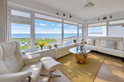 undefined, Hampton Pier Avenue, Herne Bay, CT6 8EW