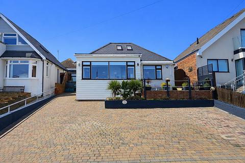 2 bedroom detached bungalow for sale, Hampton Pier Avenue, Herne Bay, CT6 8EW