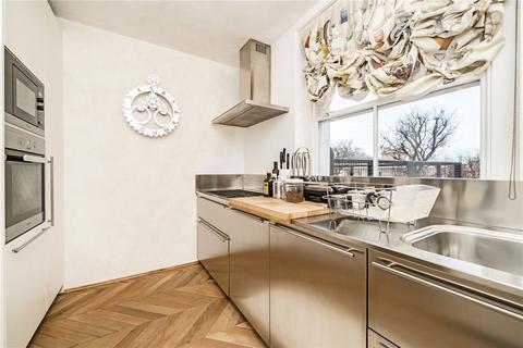 2 bedroom flat for sale, Palace Gardens Terrace, London W8