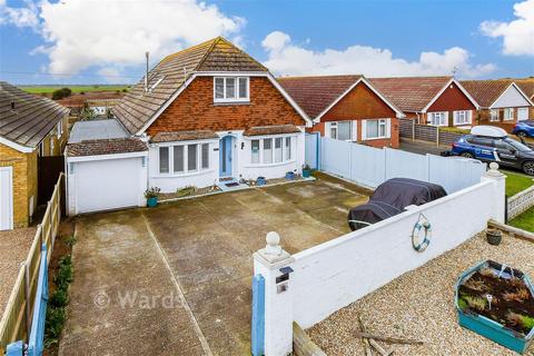 4 bedroom detached house for sale, Merritt Road, Greatstone TN28