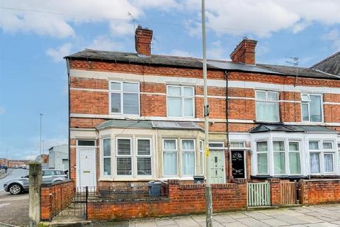 Knighton Fields Road East, Knighton Fields