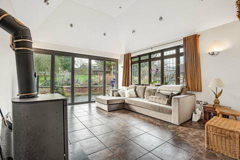 undefined, Howe Road, Watlington, Oxfordshire OX49