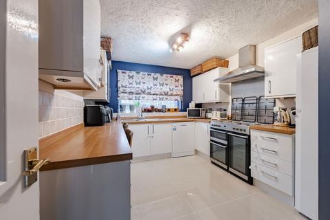 6 bedroom detached house for sale, Wren Close, Stowmarket IP14