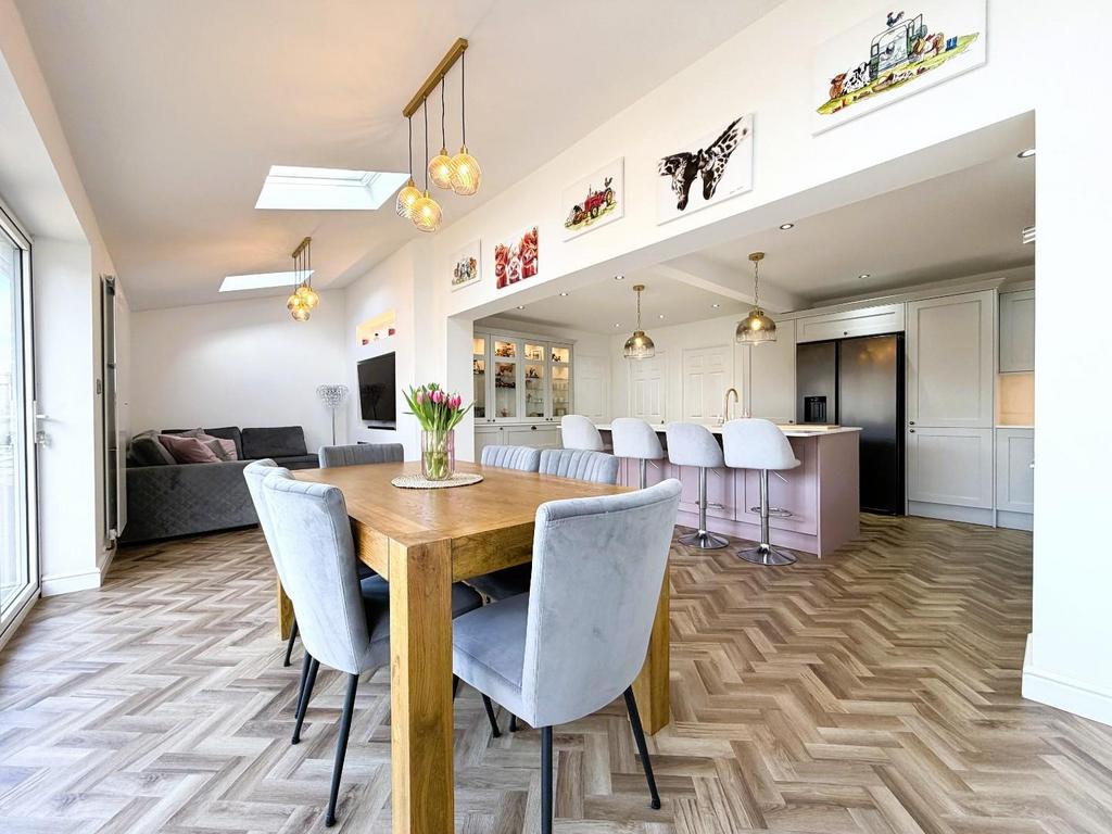 Kitchen/diner/family room