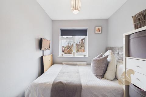 4 bedroom detached house for sale, Pampas Close, Colchester