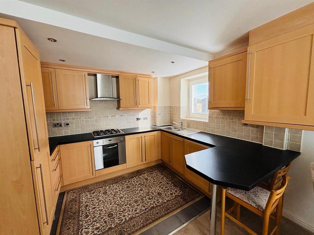 Fitted Kitchen:
