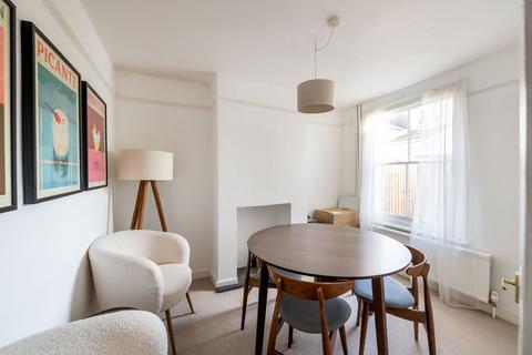 2 bedroom terraced house for sale, Mark Street, Reigate, RH2