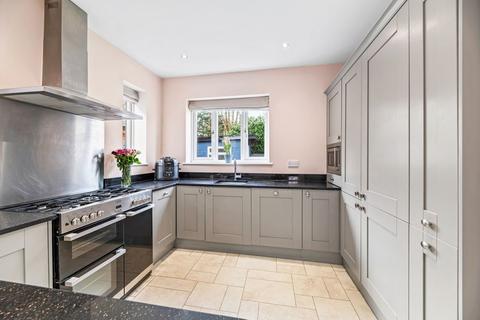 4 bedroom semi-detached house for sale, Stanley Avenue, Stockton Heath, WA4