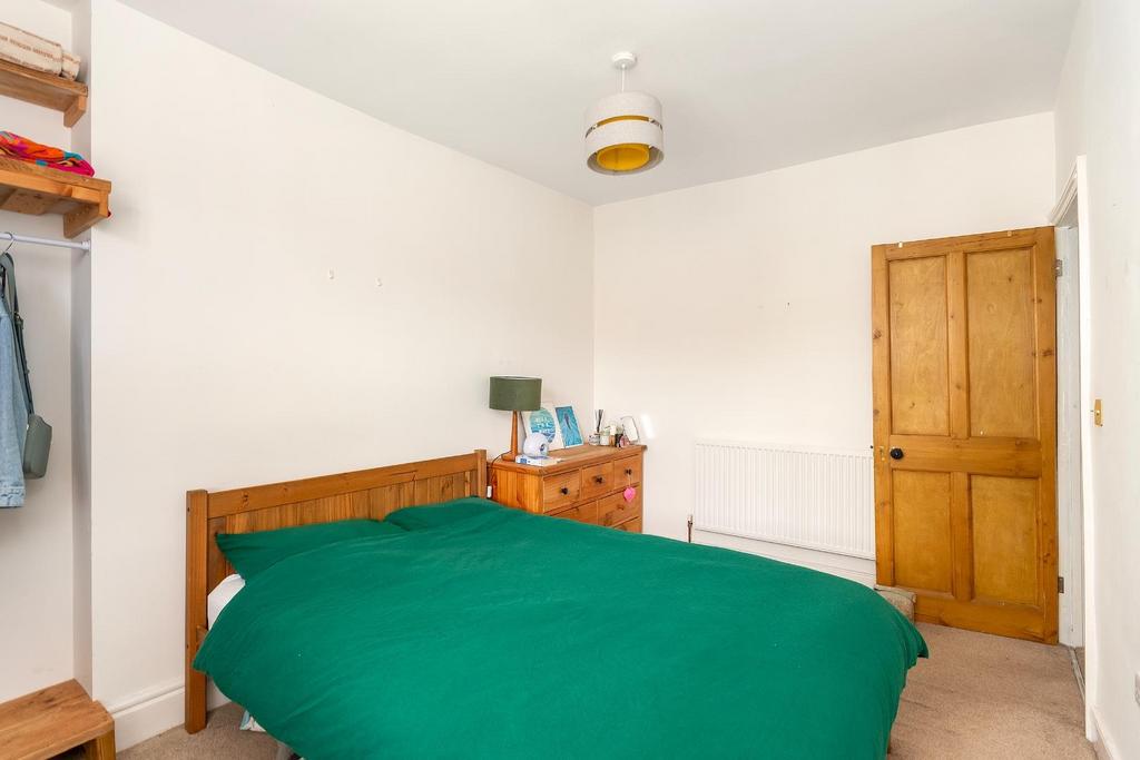 1 B7 RSG - Bedroom E.jpg