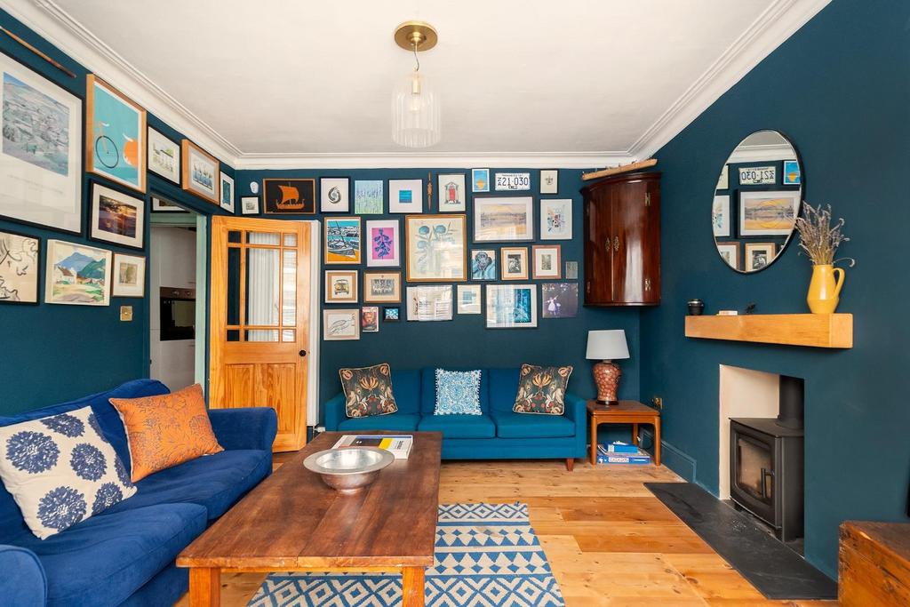 1 B7 RSG - Living Room B.jpg