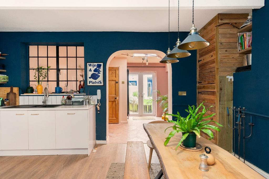 1 B7 RSG - Kitchen Diner D.jpg