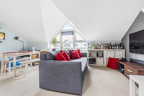 1 bedroom flat for sale, Broomgrove Road, Stockwell, London, SW9