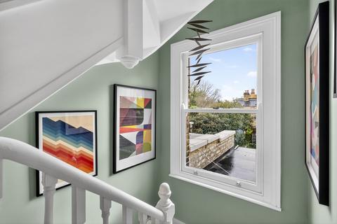 3 bedroom apartment for sale, Capel Road, London, E7