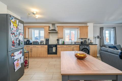 undefined, Griffin Close, Ashford TN23