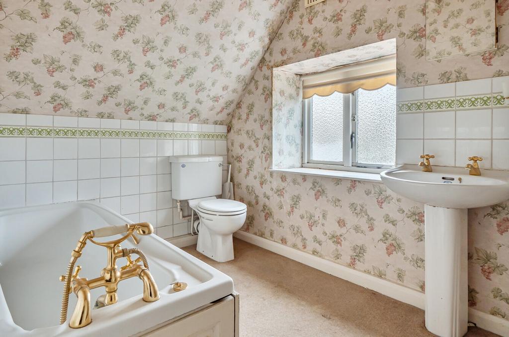 Main Bathroom
