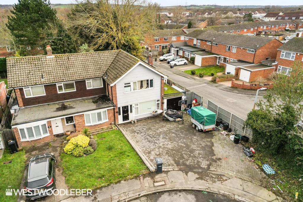 Priory Close 4.jpg