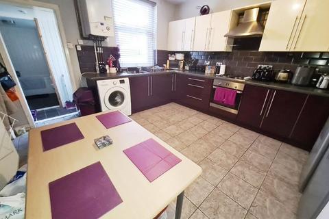 3 bedroom terraced house for sale, Moorside Street, Droylsden