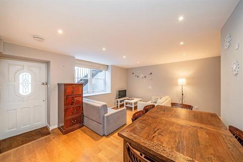 1 bedroom flat to rent, Craven Terrace, London W2
