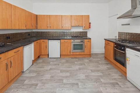 4 bedroom terraced house for sale, Aberdeen Walk, Leeds
