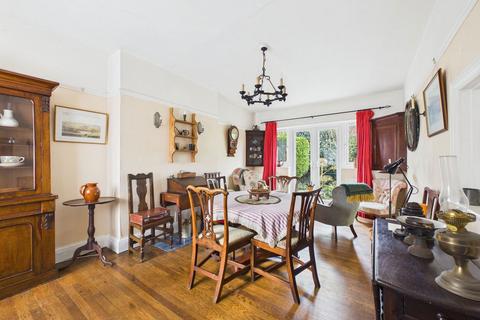 4 bedroom semi-detached house for sale, Heene Way, Worthing, BN11 4LT