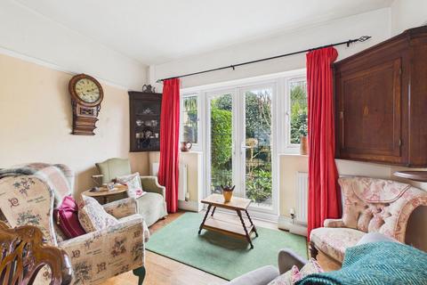4 bedroom semi-detached house for sale, Heene Way, Worthing, BN11 4LT