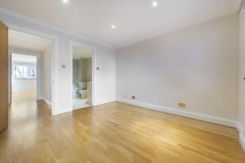 3 bedroom flat to rent, Evesham House, London W2