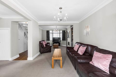 4 bedroom semi-detached house for sale, Woodlands Road, Romford