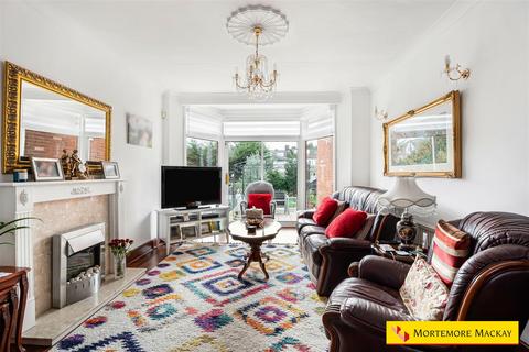 3 bedroom semi-detached house for sale, South Lodge Drive, London