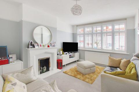 undefined, Verdayne Avenue, Shirley