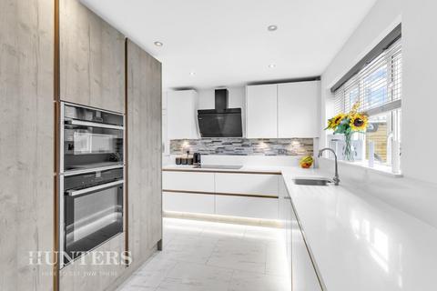 undefined, Hillspring Road, Springhead, Oldham