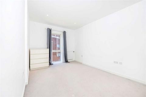 1 bedroom flat to rent, Wilkinson Close, London NW2